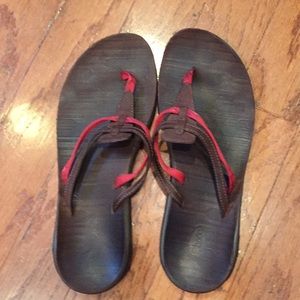 Chaco Sway Ecotread leather flip flops